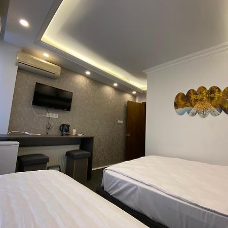 Idyllic Taksim Hotel Istanboel Buitenkant foto